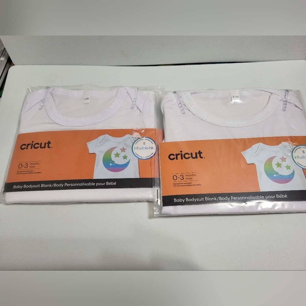 2 Cricut Baby Body Suit - Picture 2 of 3